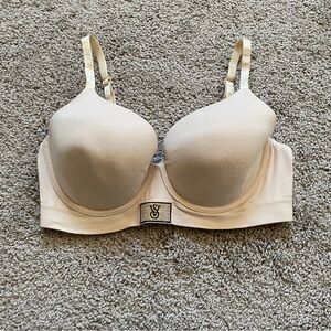Victoria Secret T shirt push-up full coverage 36D